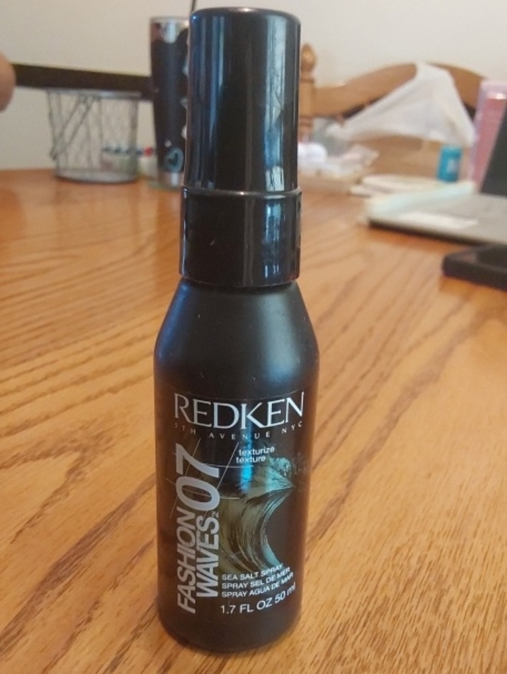 Redken Fashion Waves 07 Sea Salt Spray - Black Bottle